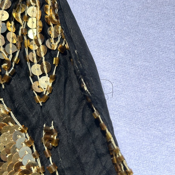 Small  Vintage Gold Sequin Butterfly Top - Picture 5 of 11